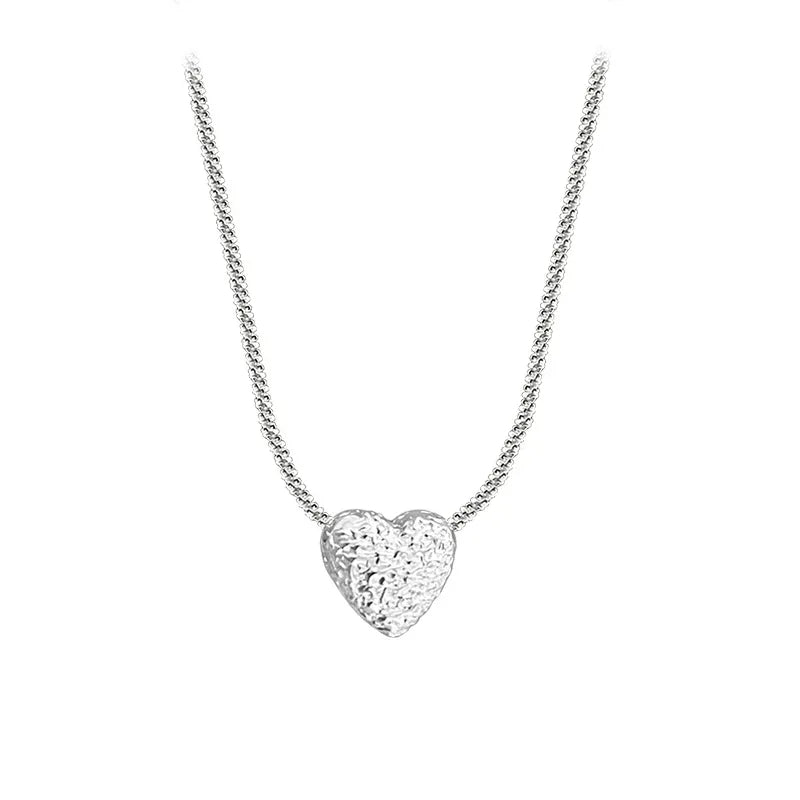 Hammer pattern Love Necklace